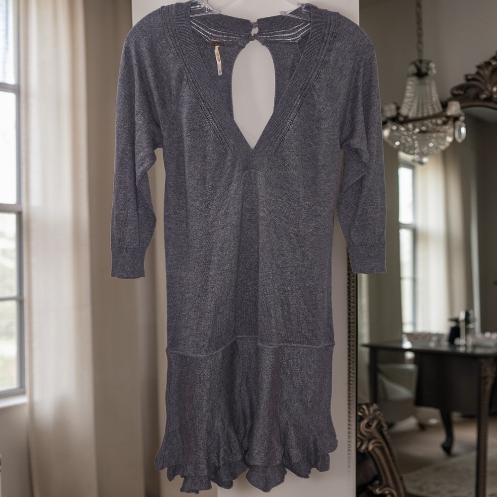 Free People Gray Knit Ruffle Hem Keyhole Back Dress M